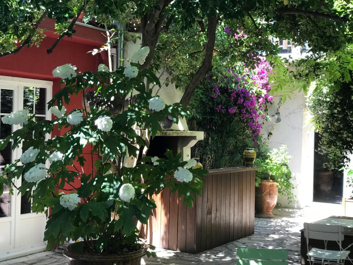 Hotel Saint Louis Aigues-Mortes Ngoại thất bức ảnh